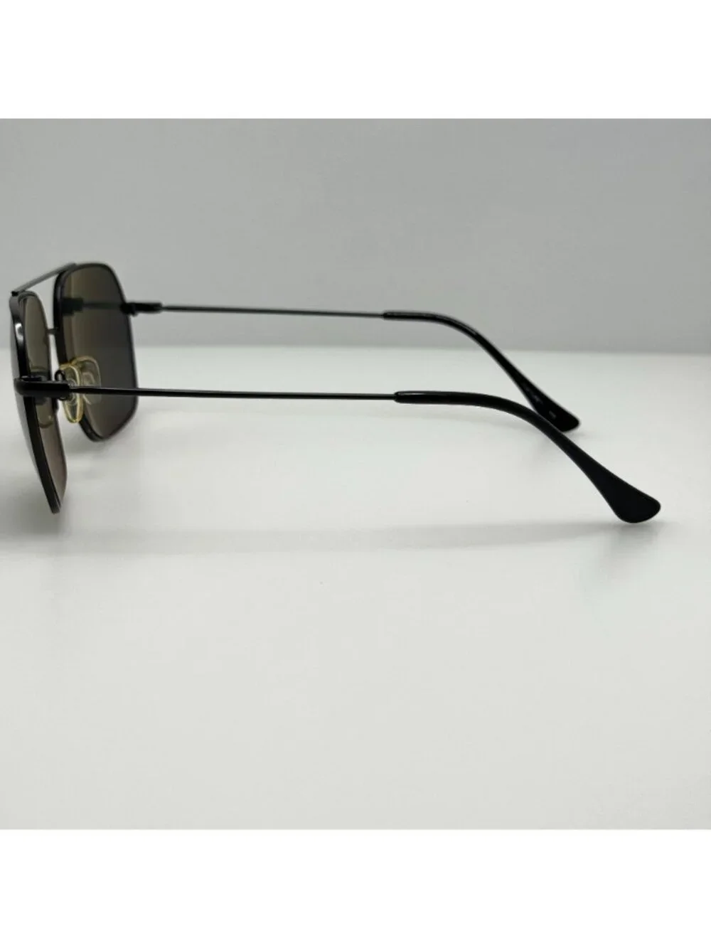Kirkland Signature Sunglasses M48 072 Polarized
